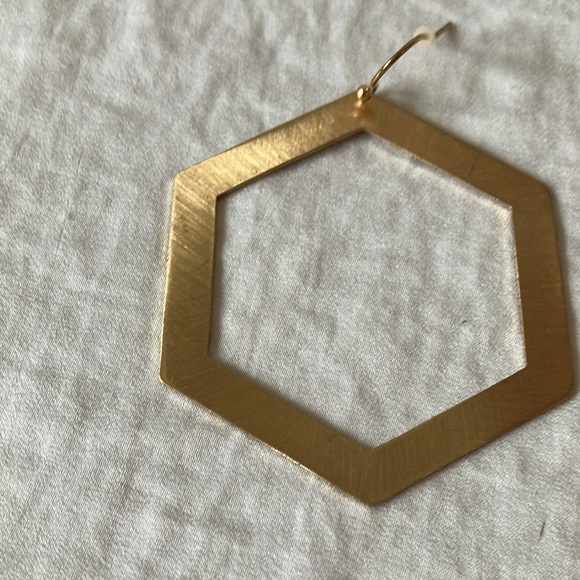 Unbranded: Brushed Gold Tone Hexagon Earrings - Picture 4 of 12
